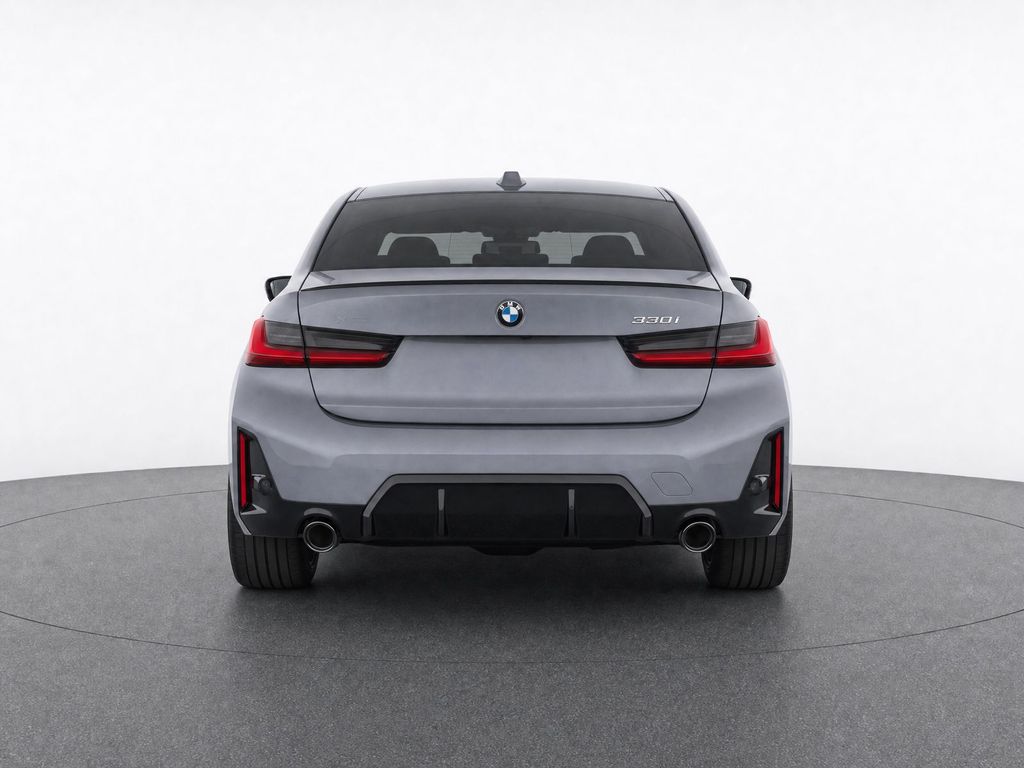Thumbnail: 2023 BMW 3 Series - 4