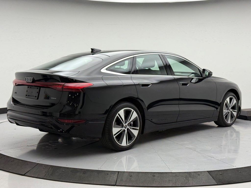 Thumbnail: 2025 Audi e-tron S - 10