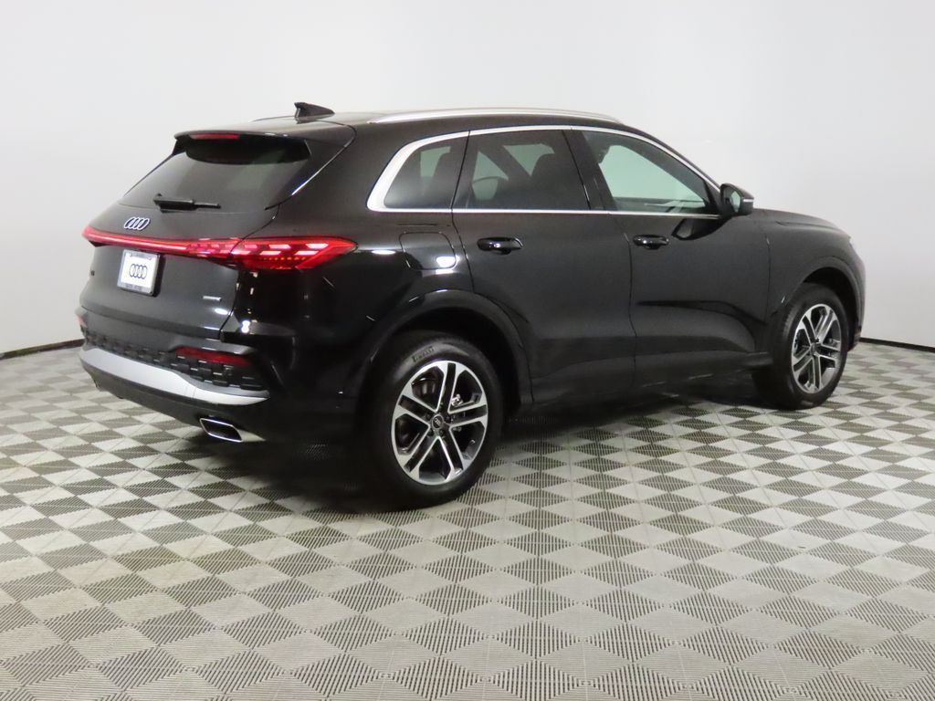 Thumbnail: 2025 Audi Q5 - 5