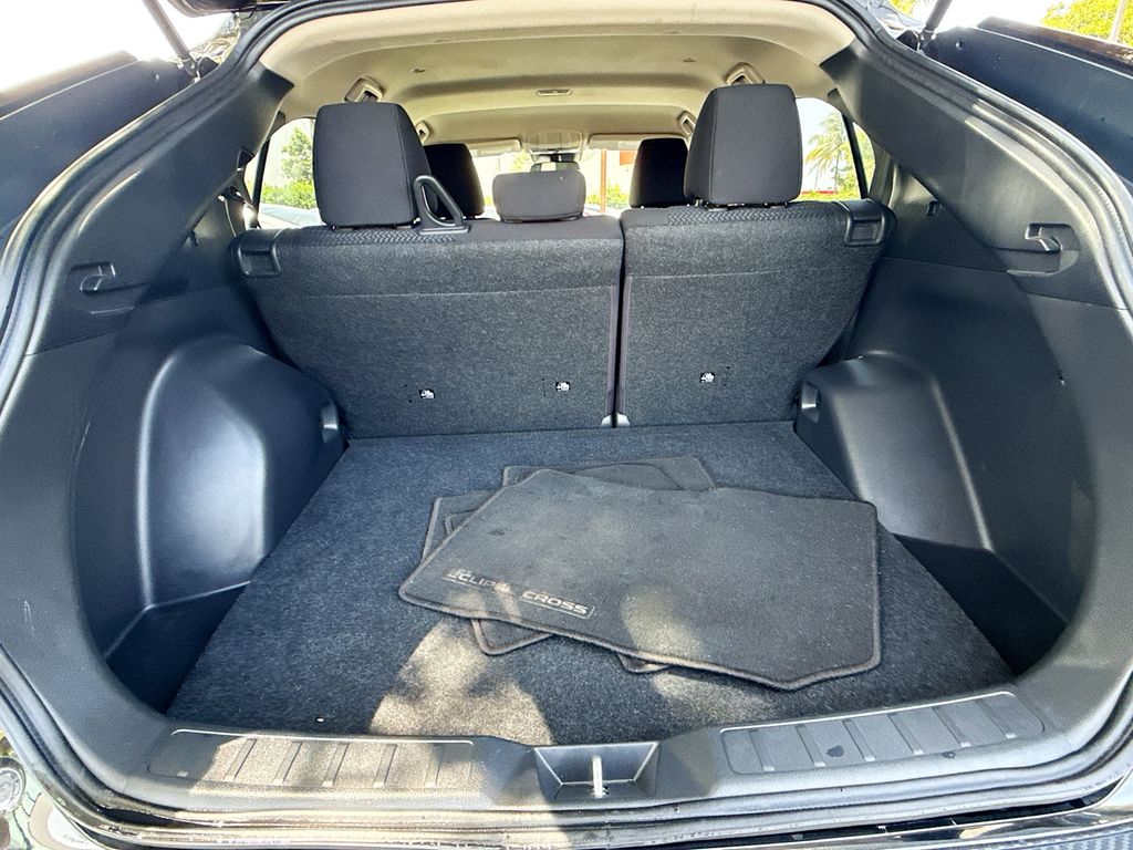 Used 2024 Black Mitsubishi LE image 24