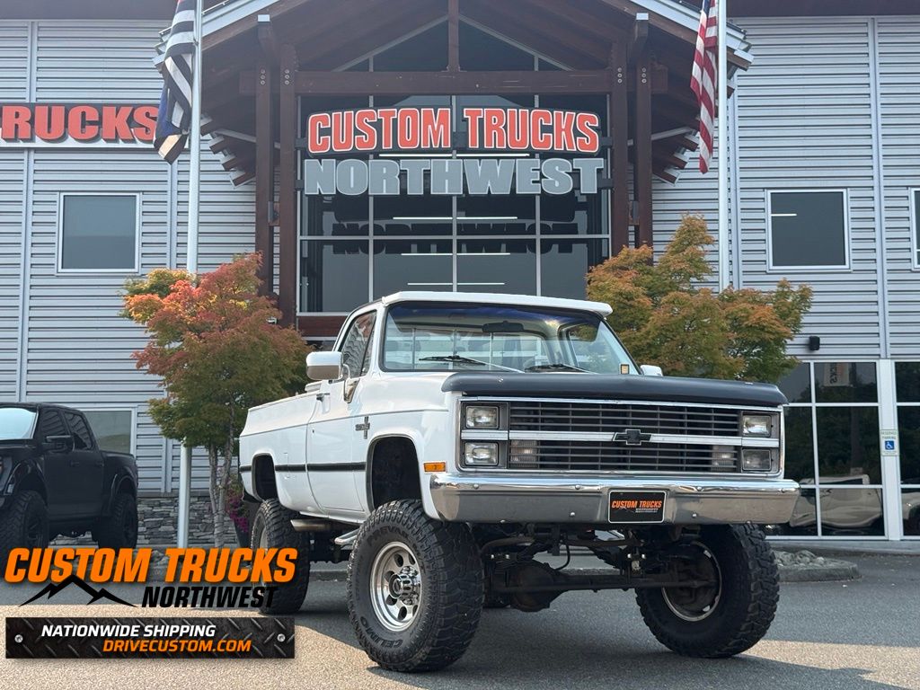 White 1983 Chevrolet C/K 20 Pickup Truck