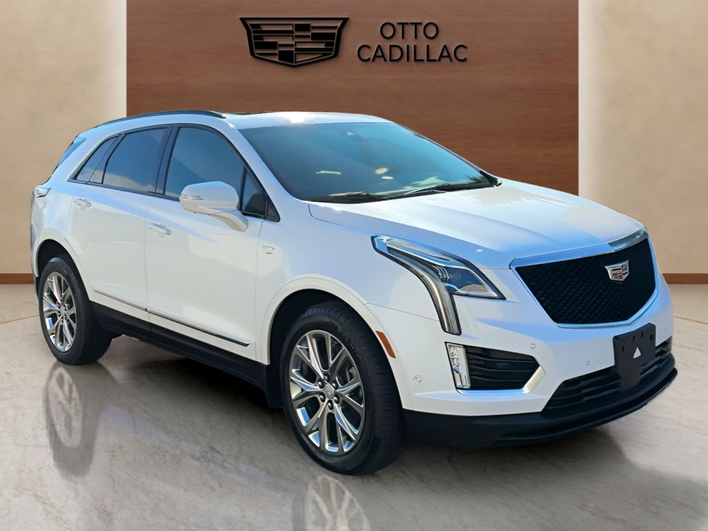 used 2020 Cadillac XT5 car, priced at $26,600