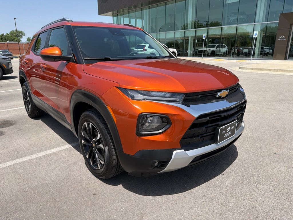 Orange Metallic 2023 Chevrolet Trailblazer SUV / Crossover Front-Wheel Drive Continuously Variable Transmission