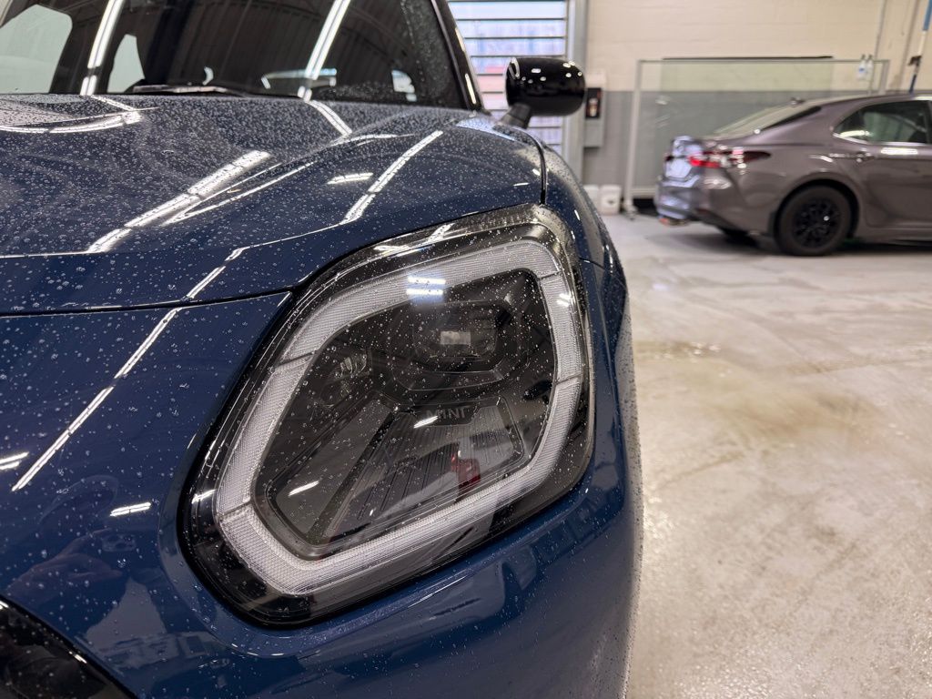 Thumbnail: 2026 MINI Cooper Countryman - 9