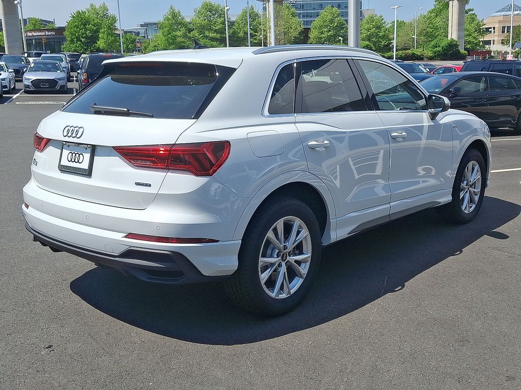 2025 Audi Q3  3