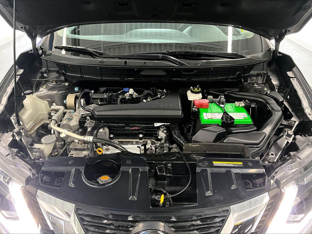 2019 Nissan Rogue — photo 28