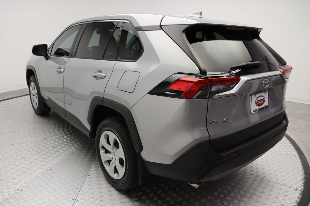 Thumbnail: 2024 Toyota RAV4 - 11