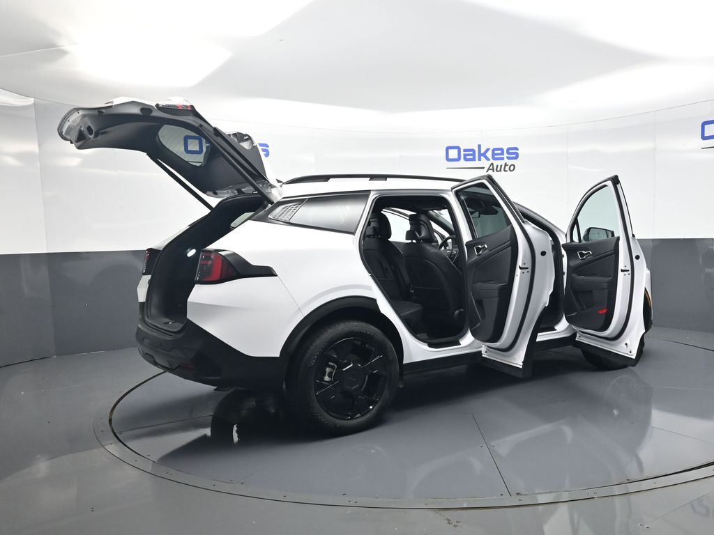 2026 Glacial White Pearl Kia Sportage X-Line AWD SUV
