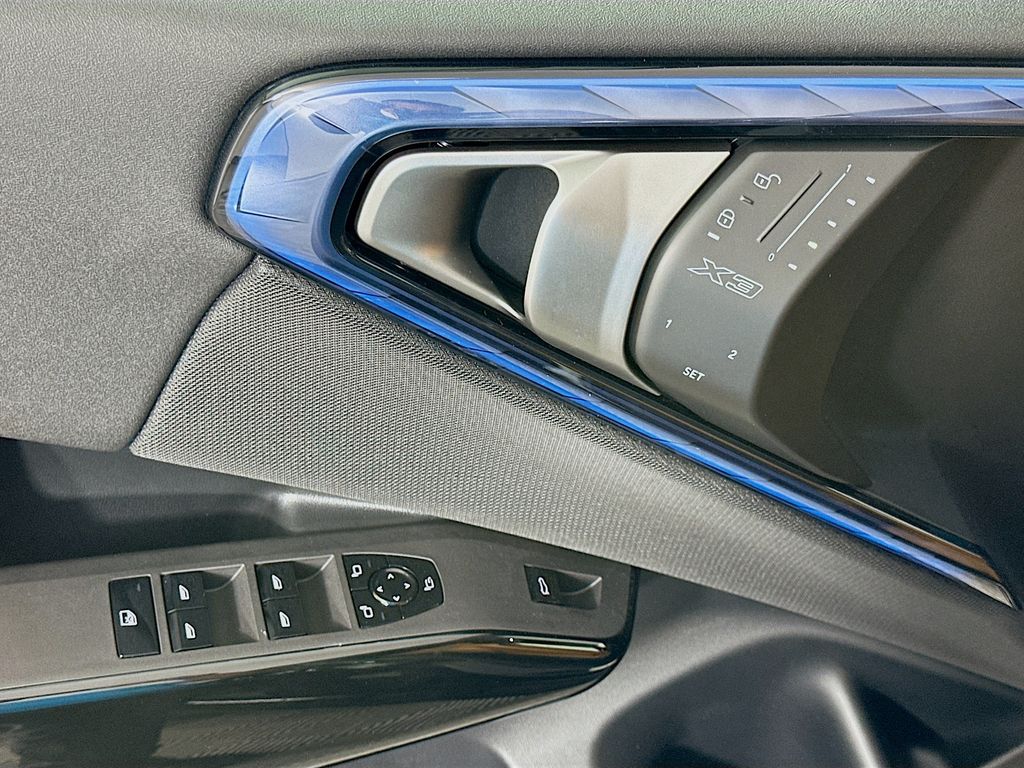 Thumbnail: 2026 BMW X3 - 20