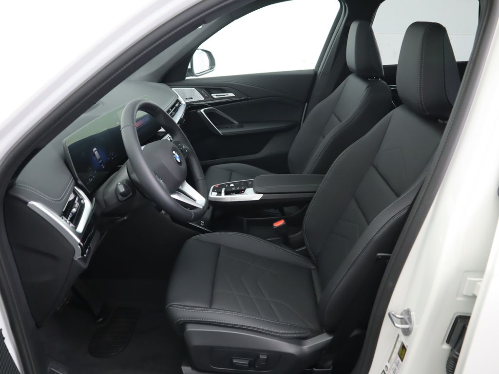 Thumbnail: 2025 BMW X1 - 20