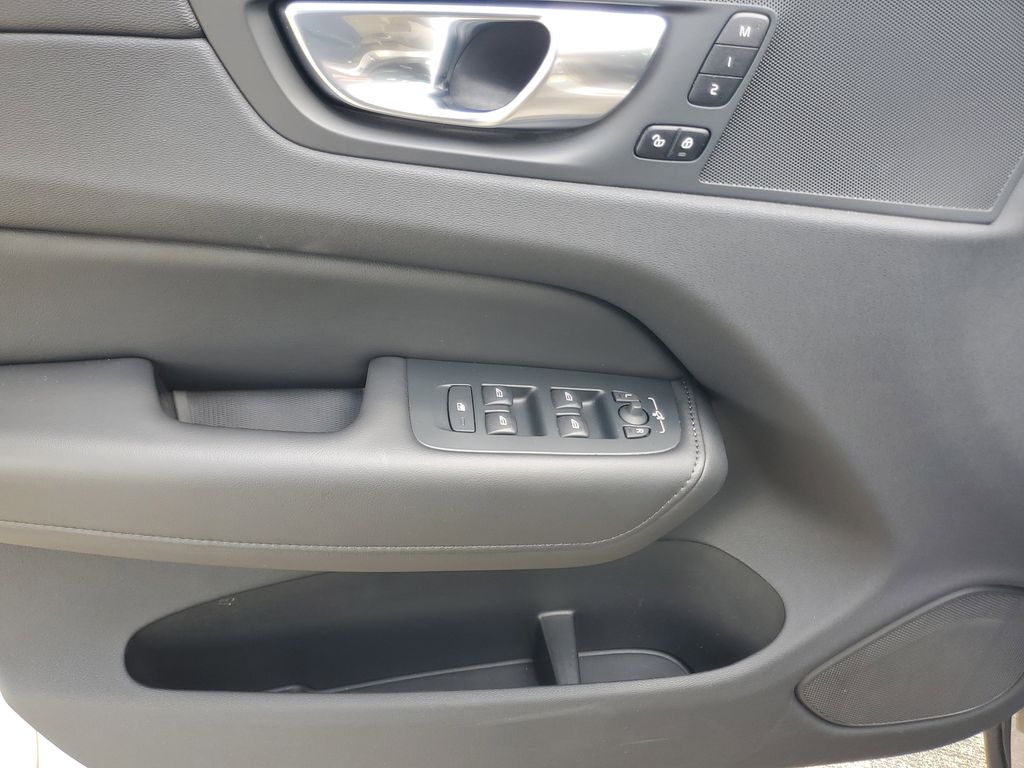 used 2025 Volvo XC60 car, priced at $33,895