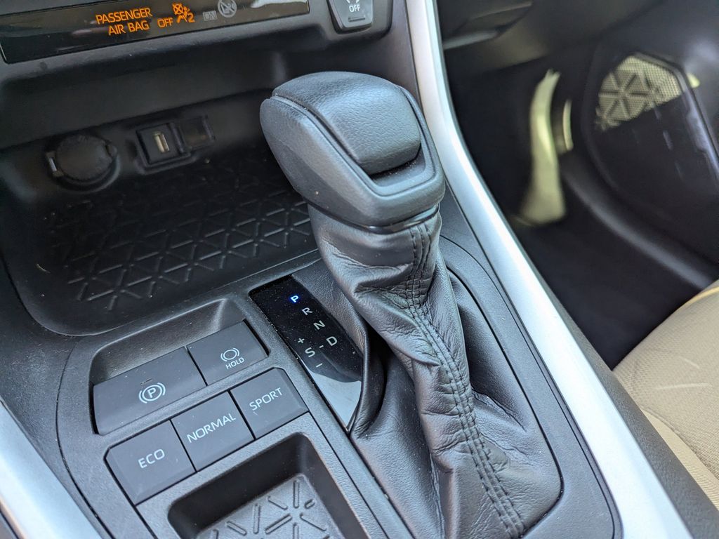 used 2020 Toyota RAV4 car, priced at $21,291