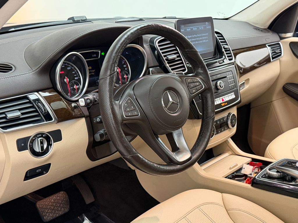 Thumbnail: 2018 Mercedes-Benz GLS - 22