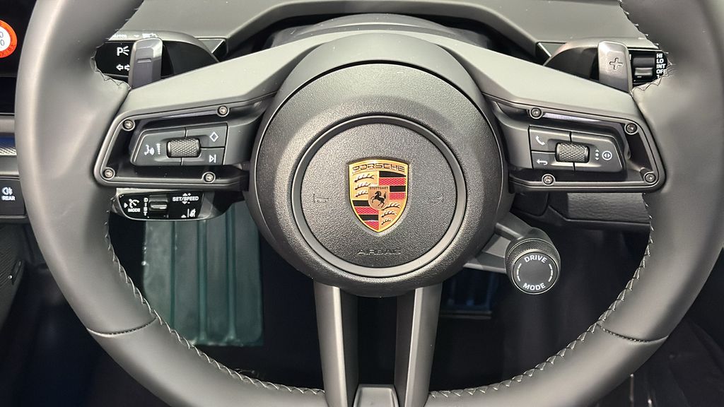 Thumbnail: 2025 Porsche Panamera - 18