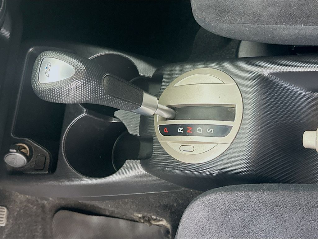 Thumbnail: 2008 Honda Fit - 14