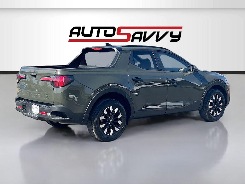 Used 2025 Green Hyundai SEL image 7