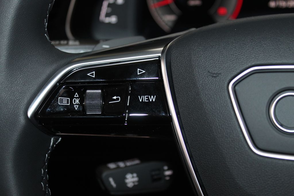 Thumbnail: 2025 Audi A6 - 32