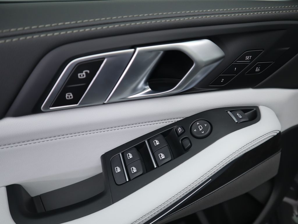 Thumbnail: 2026 BMW X5 - 24