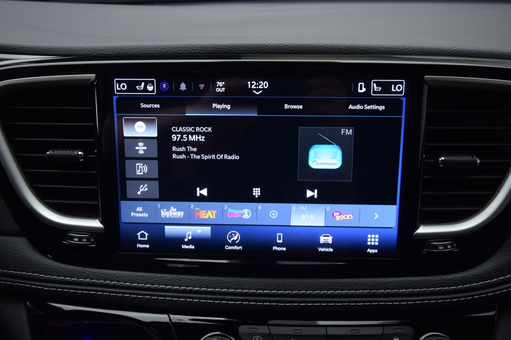 new 2026 Chrysler Pacifica car, priced at $34,613
