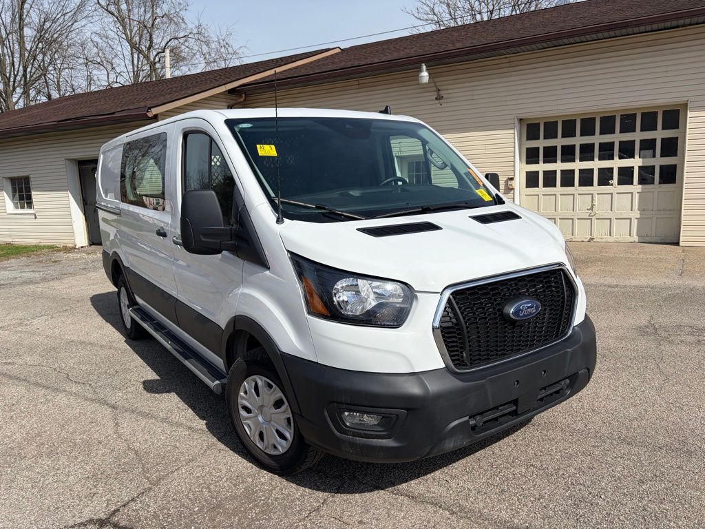2024 Ford Transit Cargo 250 Low Roof LB RWD