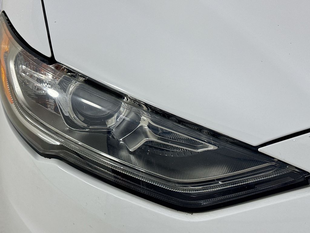 Used Car 2017 Ford Fusion  Se For Sale Under $12,000 In Austin, Texas