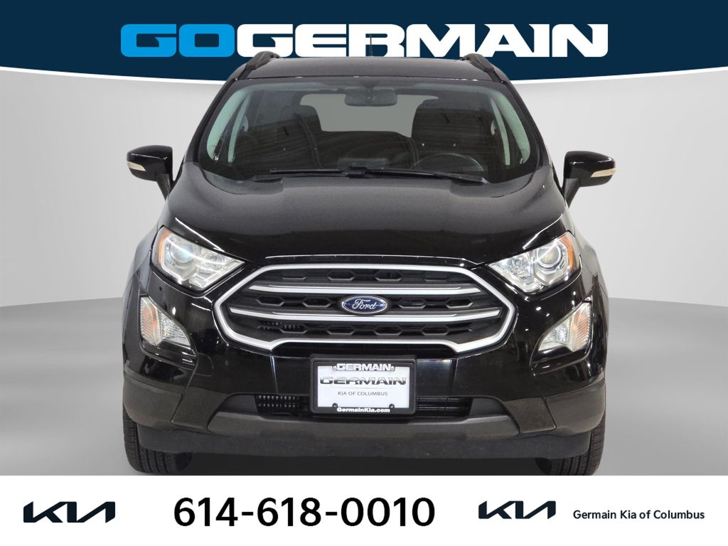 Used 2020 Black Ford SE image 2