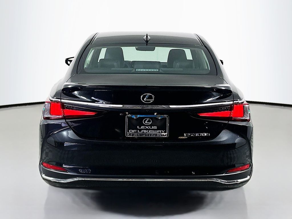 2025 Lexus ES Hybrid 300h 6