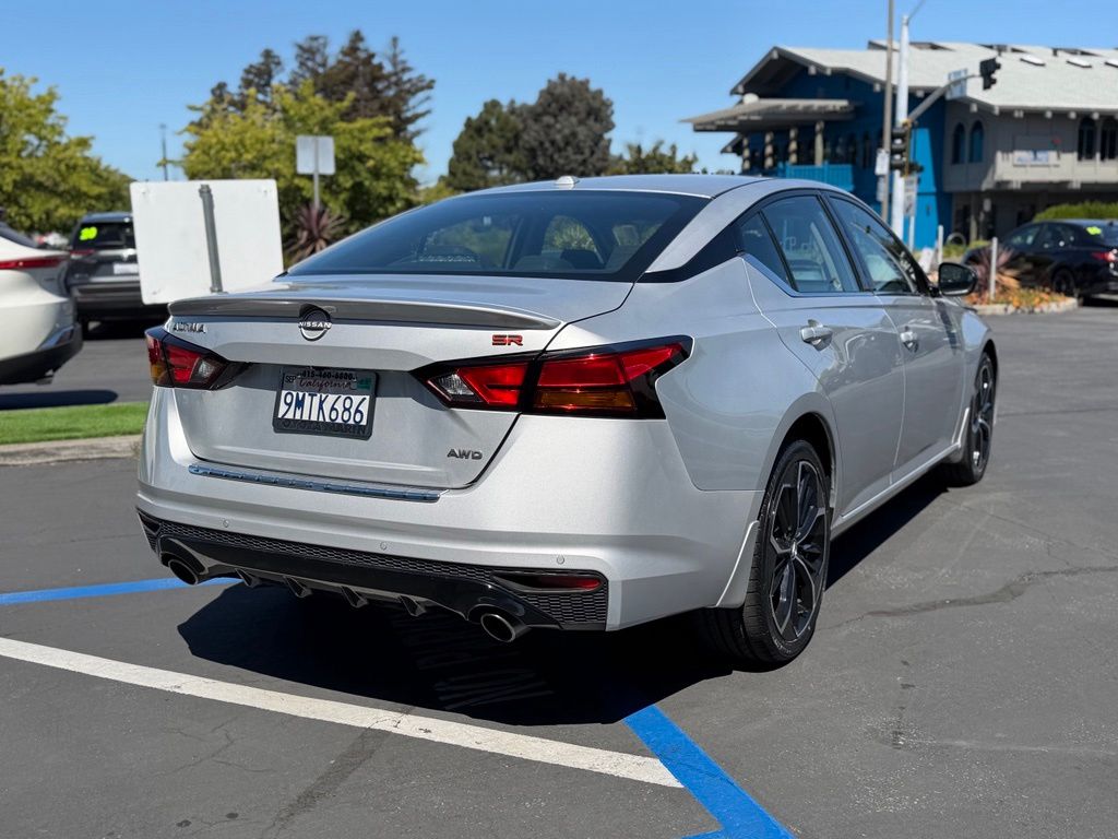 Used 2023 Nissan Altima Sedan