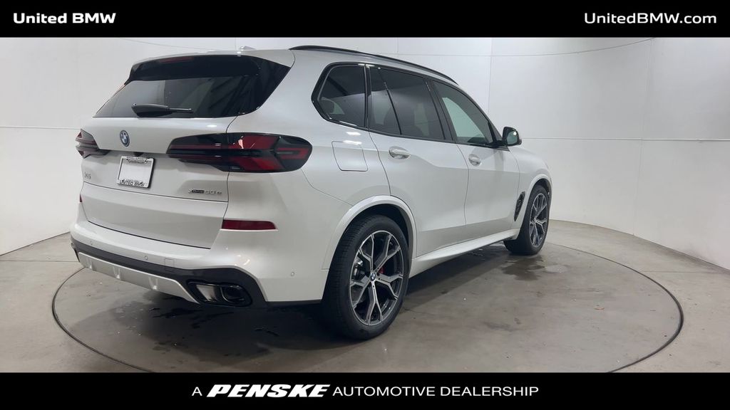 Thumbnail: 2026 BMW X5 - 8