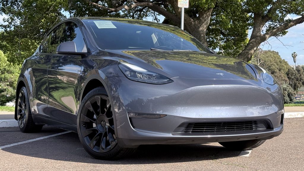 Used 2022 Tesla Model Y Long Range 4D Sport Utility