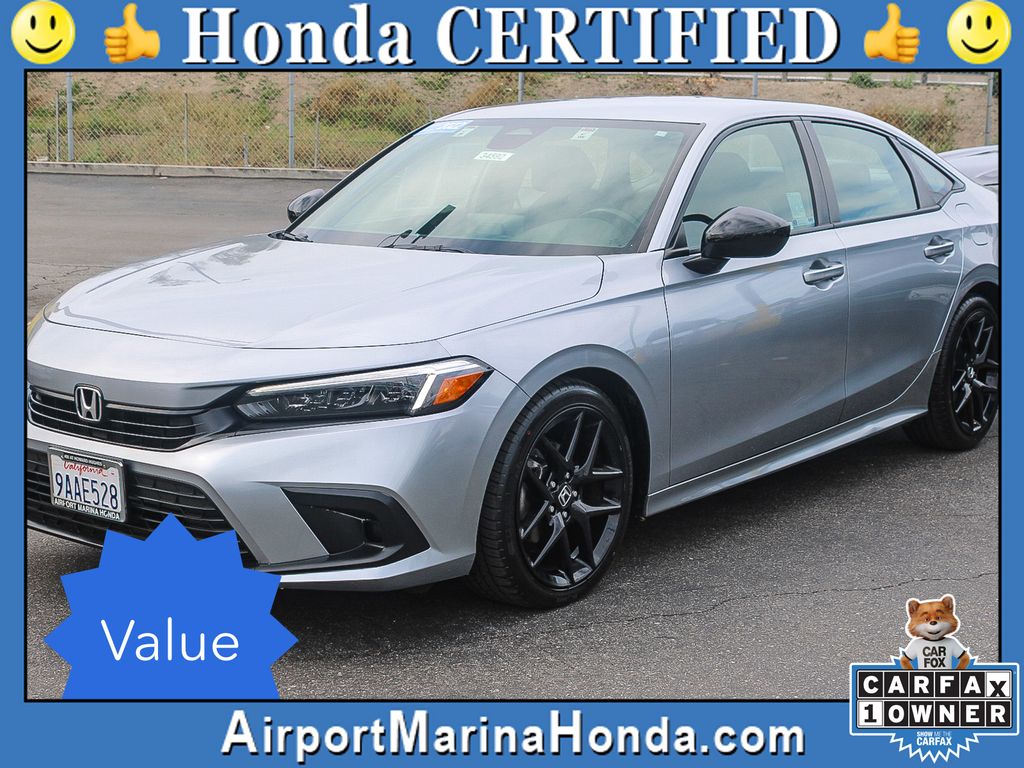 View vehicle photo 5