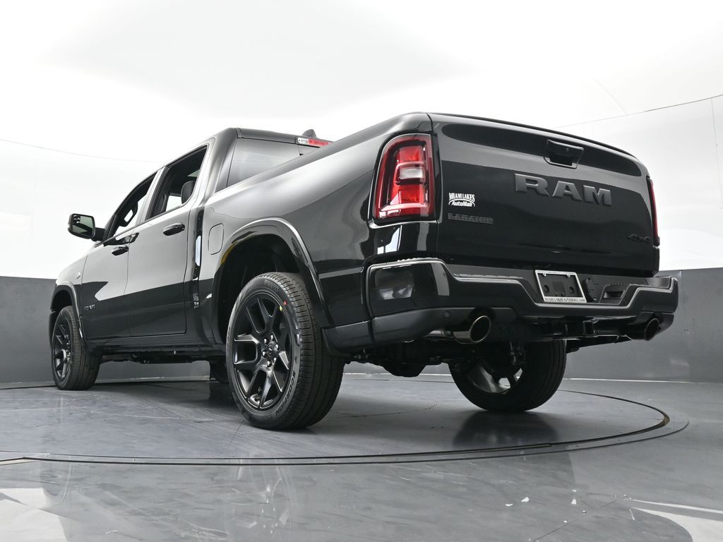 New 2026 Diamond Black Crystal Pearlcoat Ram Laramie image 57