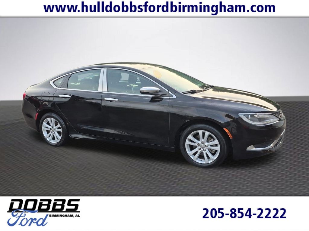 2017 Chrysler 200 Limited Sedan FWD