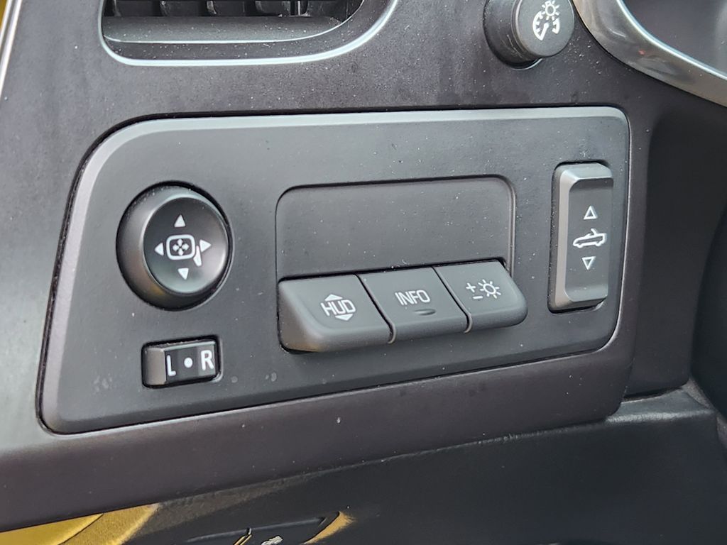 2017 Chevrolet Corvette 3LT - Photo 12