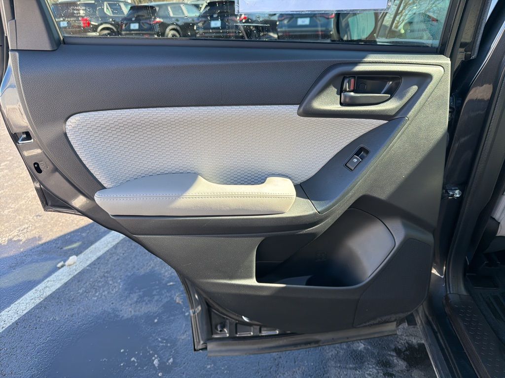 Thumbnail: 2018 Subaru Forester - 21