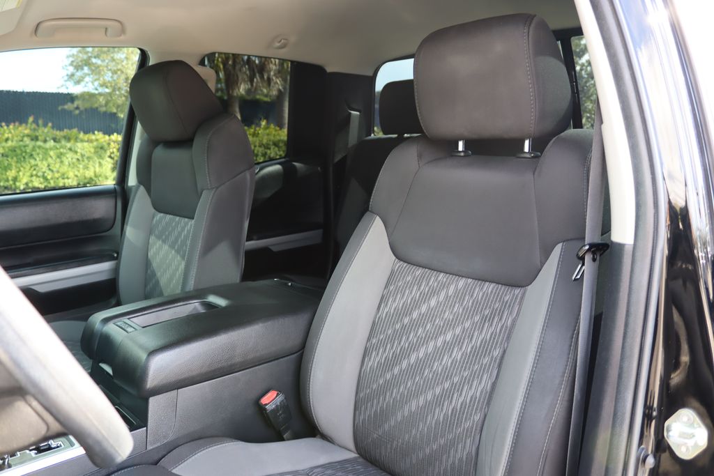 Thumbnail: 2020 Toyota Tundra - 13