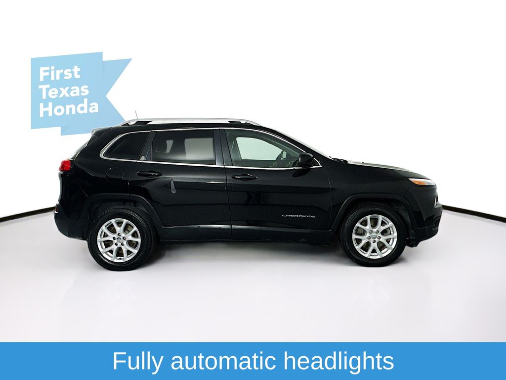 Used Car 2018 Jeep Cherokee  Latitude Plus For Sale Under $10,000 In Austin, Texas