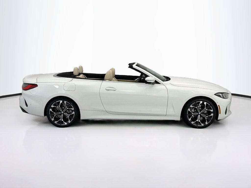 Thumbnail: 2027 BMW 4 Series - 4