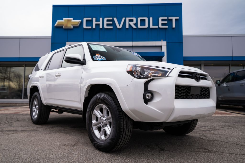 2021 Toyota 4Runner SR5's photo