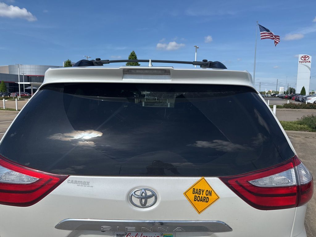 car-gallery-5