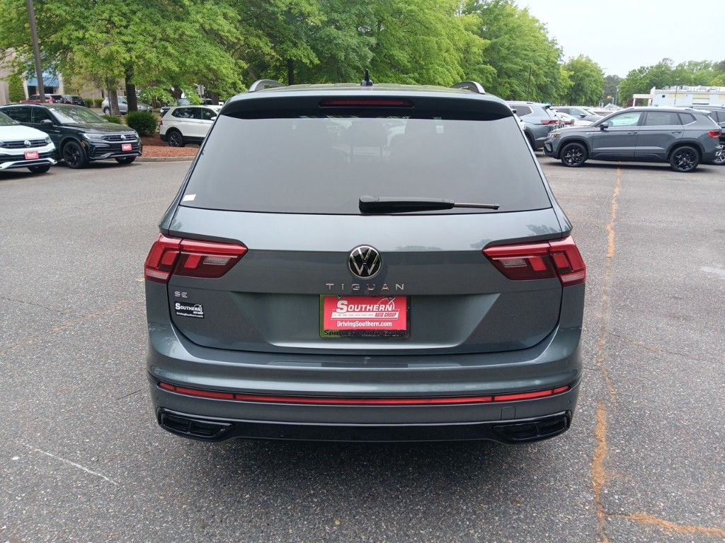 2024 Volkswagen Tiguan 2.0T SE R-Line Black 4