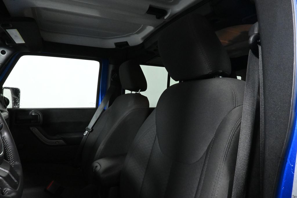 Thumbnail: 2016 Jeep Wrangler - 4