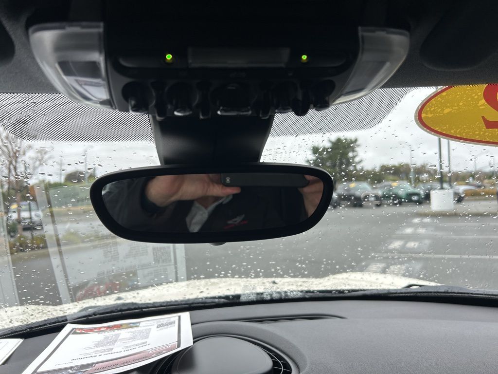 Thumbnail: 2022 MINI Cooper - 8