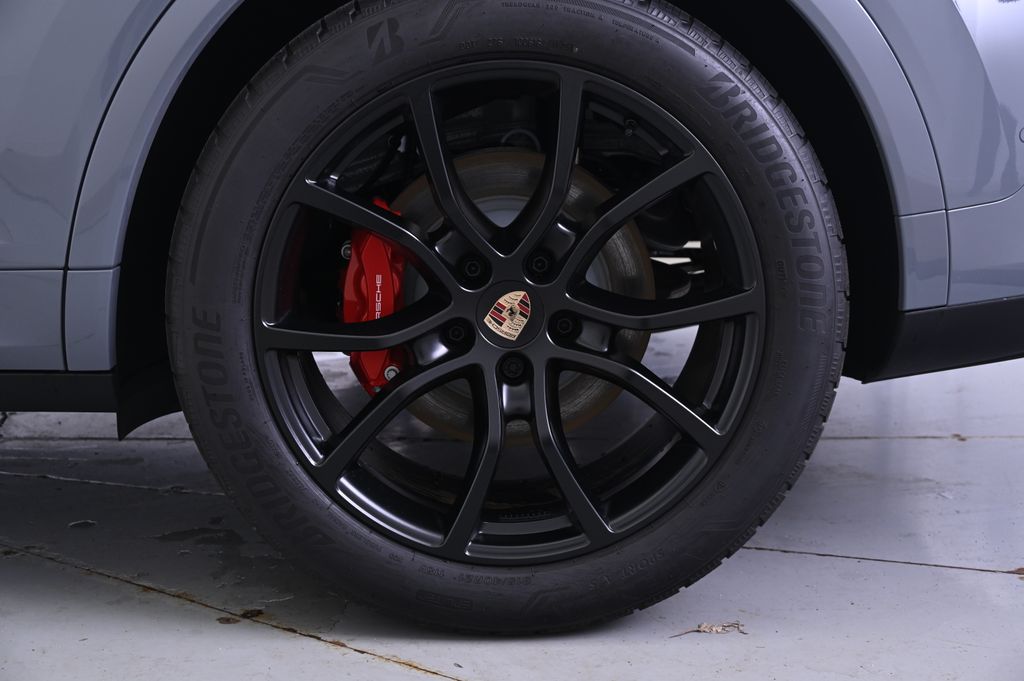 Thumbnail: 2025 Porsche Cayenne - 12