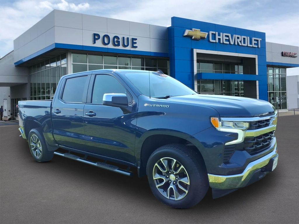 Northsky Blue Metallic 2022 Chevrolet Silverado 1500 Pickup Truck Four-Wheel Drive 8-Speed Automatic