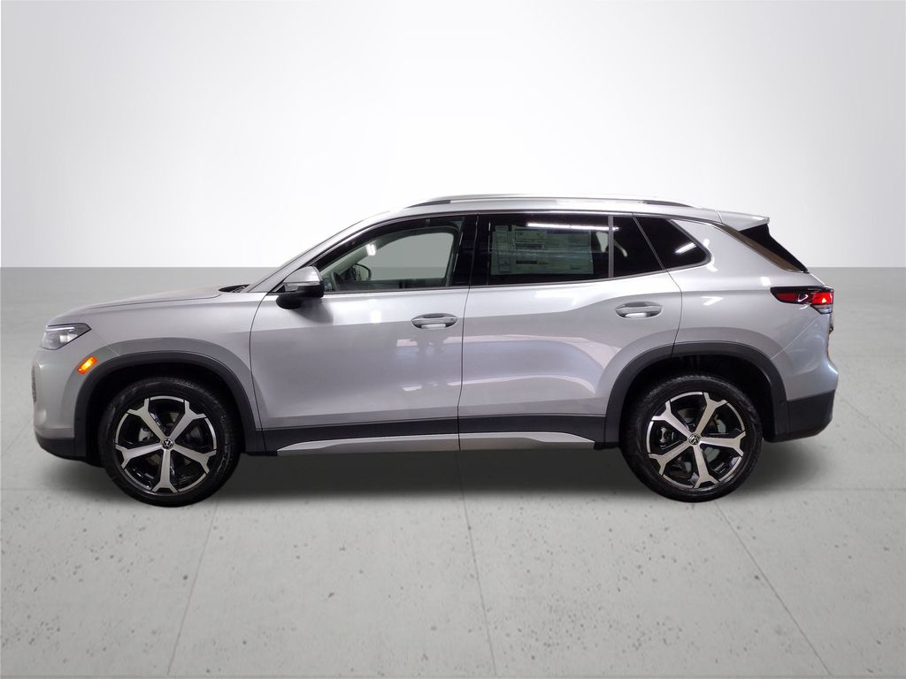 2025 Volkswagen Tiguan SE photo 4