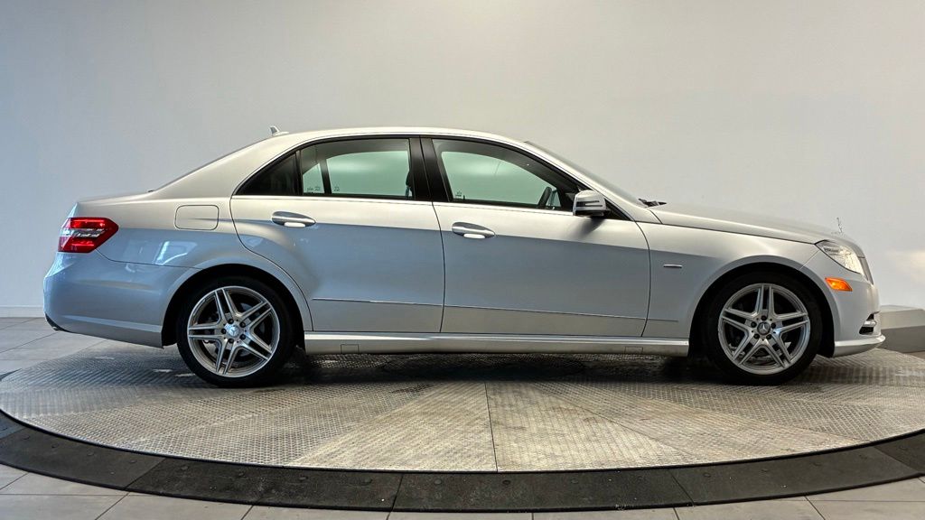 Thumbnail: 2012 Mercedes-Benz E-Class - 7
