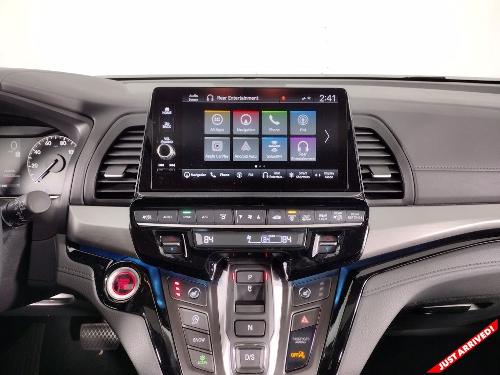 2026 Honda Odyssey Touring - Photo 16