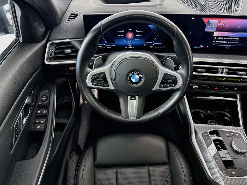 Thumbnail: 2023 BMW 3 Series - 10