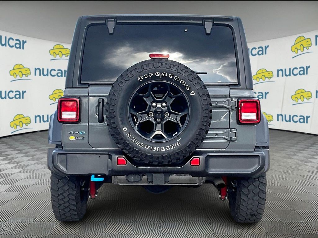 2023 Jeep Wrangler — photo 5